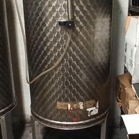 cisterna per vino 300 litri  galleggiante ad aria