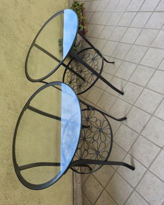 Coppia di tavolini/comodini in vetro e metallo