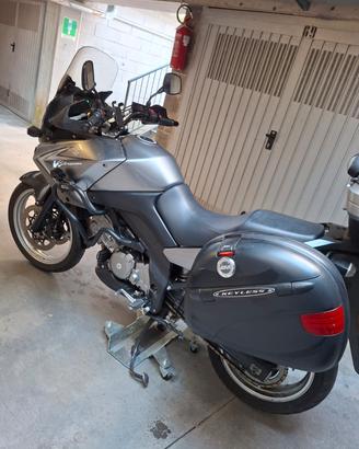 Moto Suzuki Vstrom 650 DL 2010