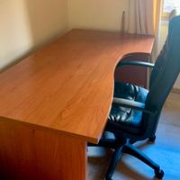 Scrivania e sedia da ufficio/studio – Set completo