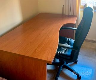 Scrivania e sedia da ufficio/studio – Set completo