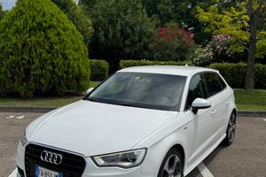 Audi A3 SPB 1.6 TDI clean diesel S tronic Business