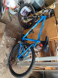 Bici semiprofessionale   Dopoio freni disco