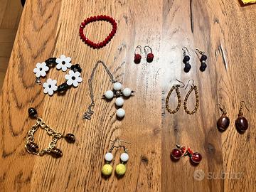 1 set Bigiotteria Mista (20 pezzi).