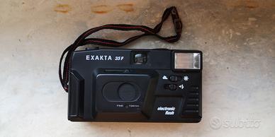 Fotocamera analogica EXAKTA 35F