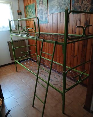 LETTO A CASTELLO