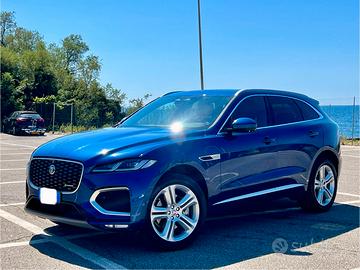 Jaguar F-PACE 2.0d 204 CV MHEV R-Dynamic SE-