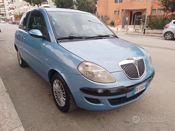 lancia y 1.3 Multijet 70 cv platino 2007