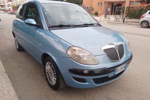 lancia y 1.3 Multijet 70 cv platino 2007