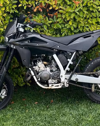 Motard HUSQVARNA SMS 125 (prezzo trattabile)