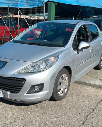 Peugeot 207 Plus 1.4 HDi 70CV 5 porte