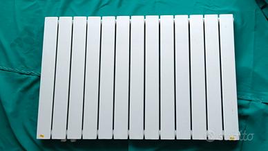 Termosifone di design orizzontale da parete