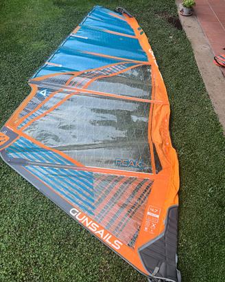 Vela GUNSAILS Peak 4.7 con vario top