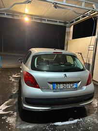 Peugeot 207 1.4 benzina\gpl. 2006
