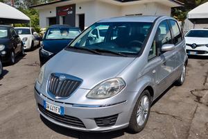 Lancia MUSA 1.6 Multijet Poltrona Frau
