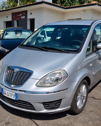 Lancia MUSA 1.6 Multijet Poltrona Frau