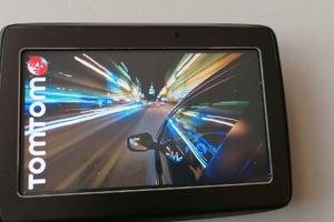 Navigatore satellitare tomtom comandi vocali,