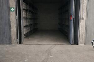 Box doppio magazzino 27 mq altezza 3,70