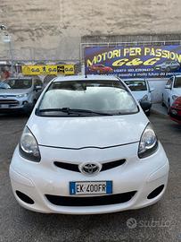 Toyota Aygo 1.0 12V VVT-i 5 porte Now Connect