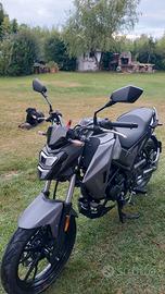 Moto Sym NH-X 125