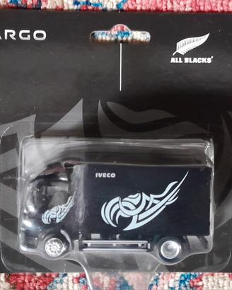 IVECO-EUROCARGO ALL BLACKS BLISTER CONCESSIONARIO 