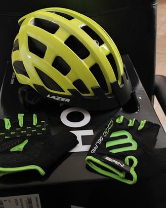 caschetto e guanti in gel per mtb