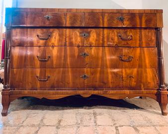 Comò antico in noce stile Luigi Filippo metà ‘800