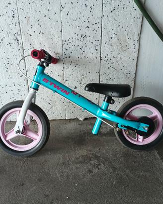 Bicicletta senza pedali