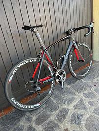 Specialized Venge  (Serie limitata Meclaren)