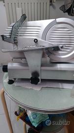 Affettatrice inclinata Marca Cortadora 195-220