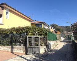 MONFALCONE: CASETTA TUTTA RISTRUTTURATA