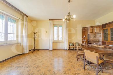 Casa indipendente libera su tre lati