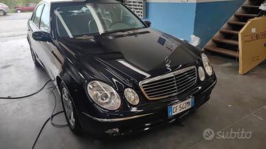 Mercedes 270 CLASSE E AVANGARDE