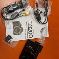 Fotocamera digitale Reflex Nikon d3200 + 18-105