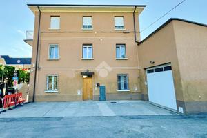 3 LOCALI A SORBOLO