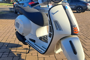 Piaggio vespa 300 gts sport
