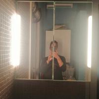 Specchio contenitore con led