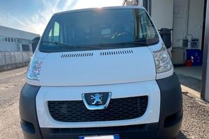 Furgone Pegeout Boxer - Officina mobile omologata