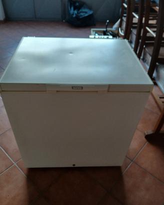 freezer a pozzetto  IGNIS
