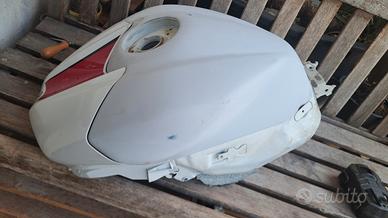serbatoio yamaha r6 2006/2006