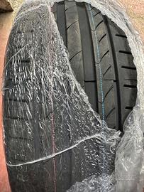 Gomme nuove 245 45 20 ZR Y
