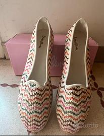 Espadrillas bianche con richiami colorati