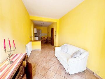 Appartamento con Ingr. indip. e due Camere UA/036