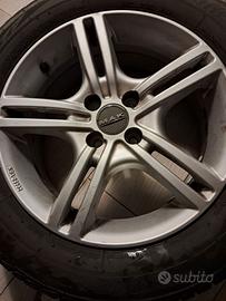 cerchi in legga MAK muniti di gome invernali