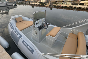 Gommone 5.80 com motore mercury 90cv