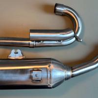 Collettore di scarico + marmitta per motori 250cc