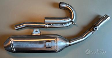 Collettore di scarico + marmitta per motori 250cc