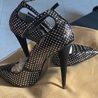 Scarpe con tacco