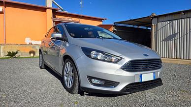 Ford focus 1.5 TDCI 120 CV CAMBIO AUTOMATICO