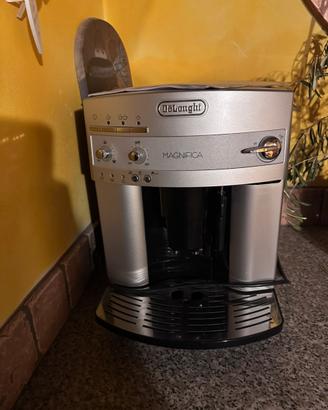 Delonghi magnifica